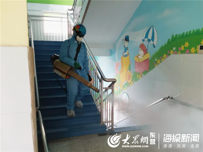 廣饒縣廣饒街道錦湖幼兒園持續(xù)開展疫情防控消毒工作