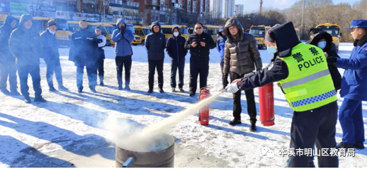 【明山 · 教育】繃緊“安全弦”明山區開展校車應急處置能力培訓會議 圖片
