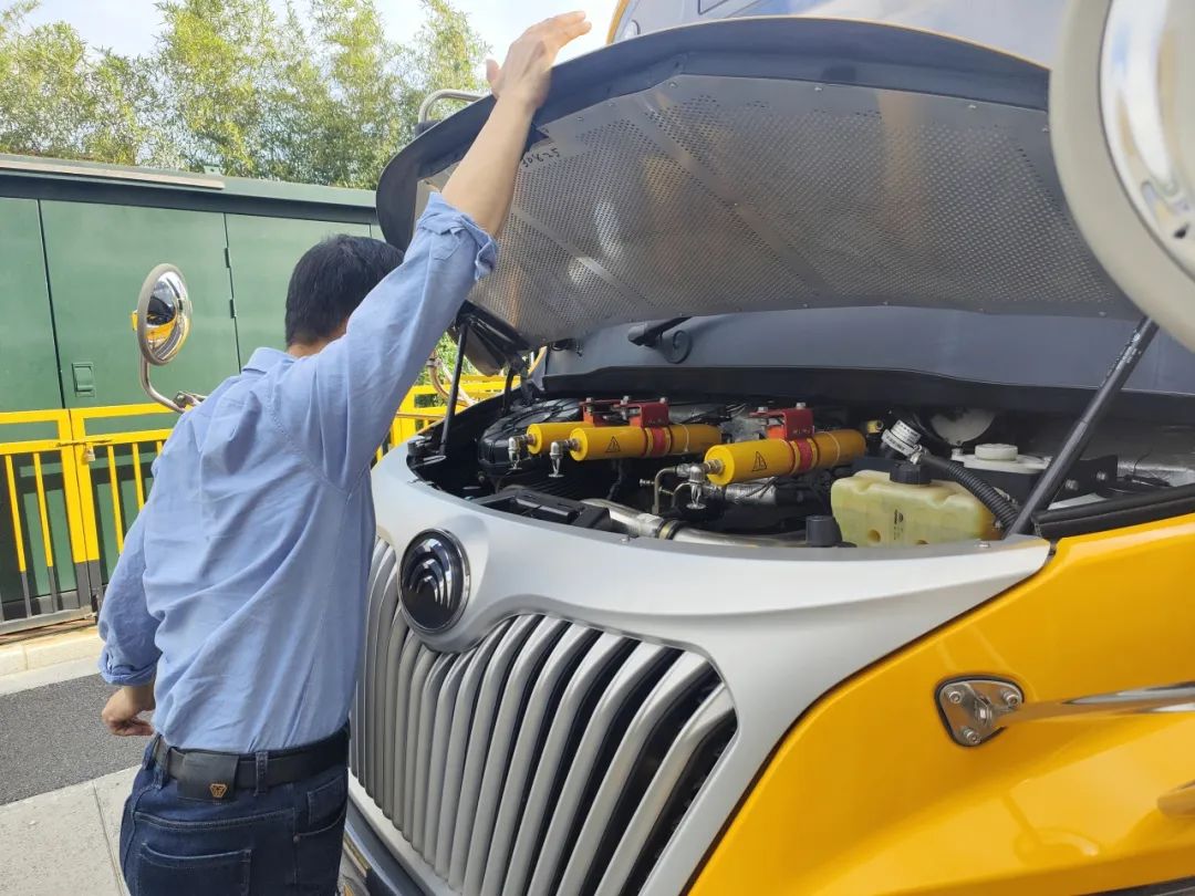 以練筑防 安全啟航 | 興化市陽山幼兒園校車安全應急疏散演練