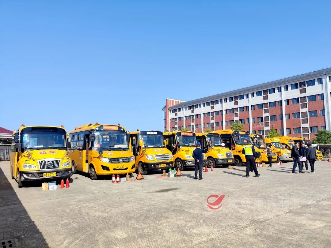 攸縣：強化校車安全大檢查 擰緊校車出行“安全閥”