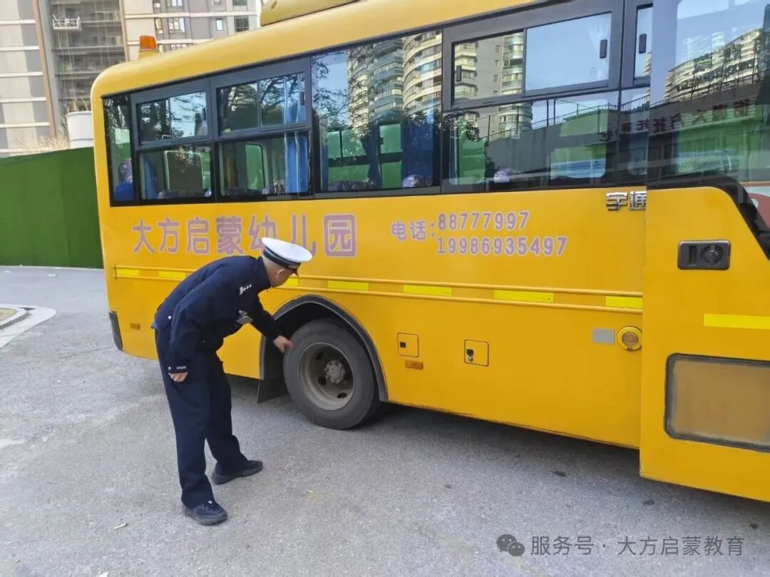 嚴查校車除隱患 守護學生平安行 圖片