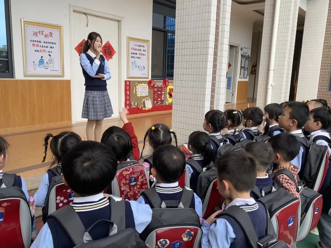 【校車安全】平安乘車，為愛護航——成田實驗幼兒園校車安全應急演練