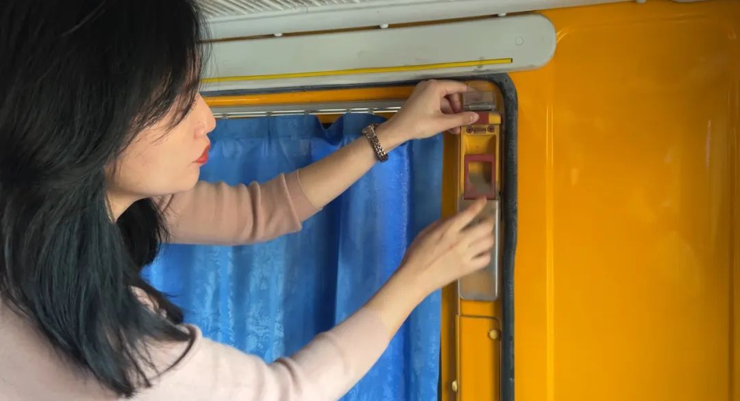 【校車安全】平安乘車，為愛護航——成田實驗幼兒園校車安全應急演練