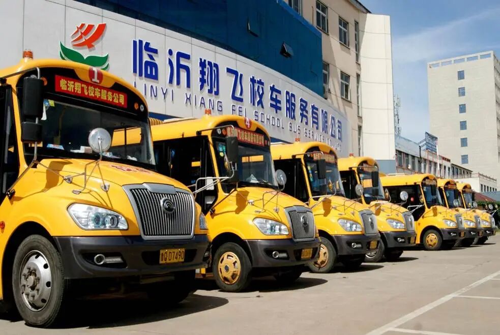 為奔跑護航，為安全加油！翔飛校車全程守護臨馬！