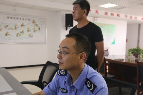 海格客車與閻良合力打造校車運(yùn)營(yíng)典范/ \