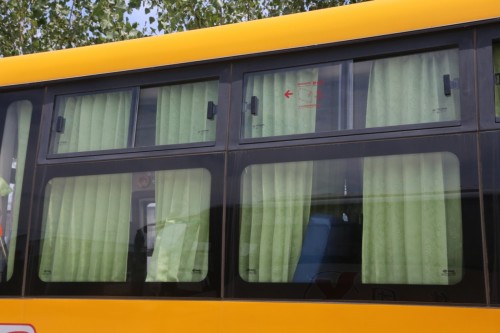 海格客車與閻良合力打造校車運(yùn)營(yíng)典范/ \